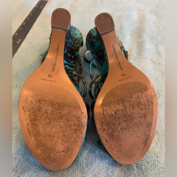 Christian Siriano Wedge Platforms - Picture 6 of 9